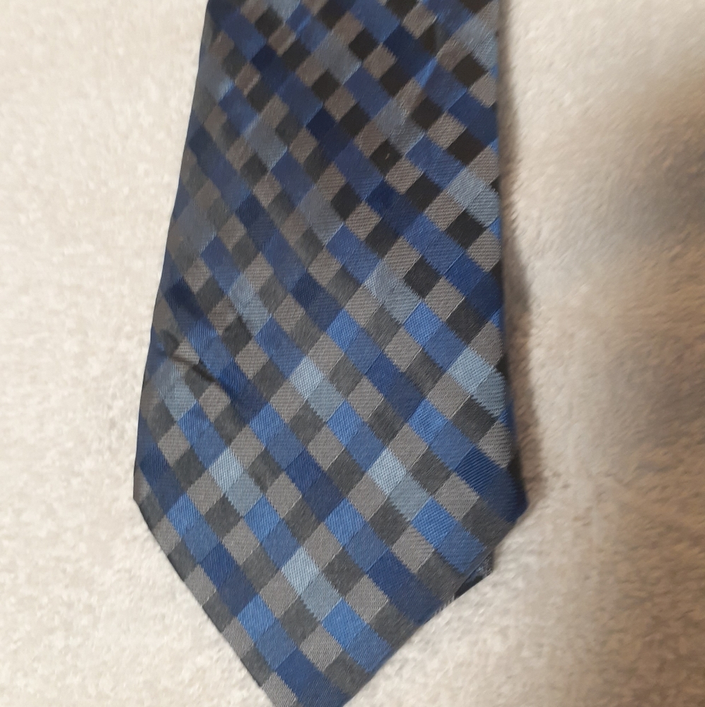 NEW in sleeve Croft&Barrow 100% silk tie
